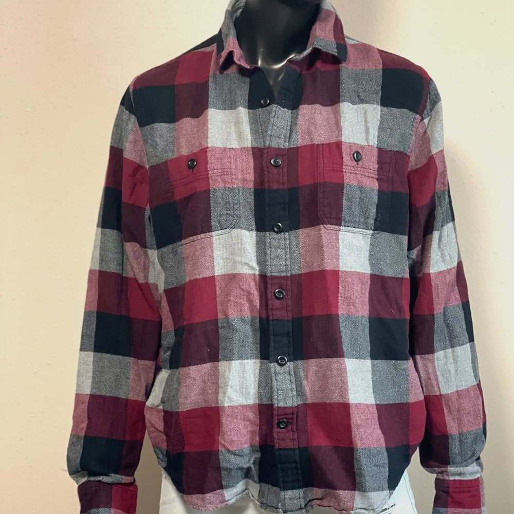 #0252 Express Mens Plaid Button Up Flannel Red/Grey Size Small